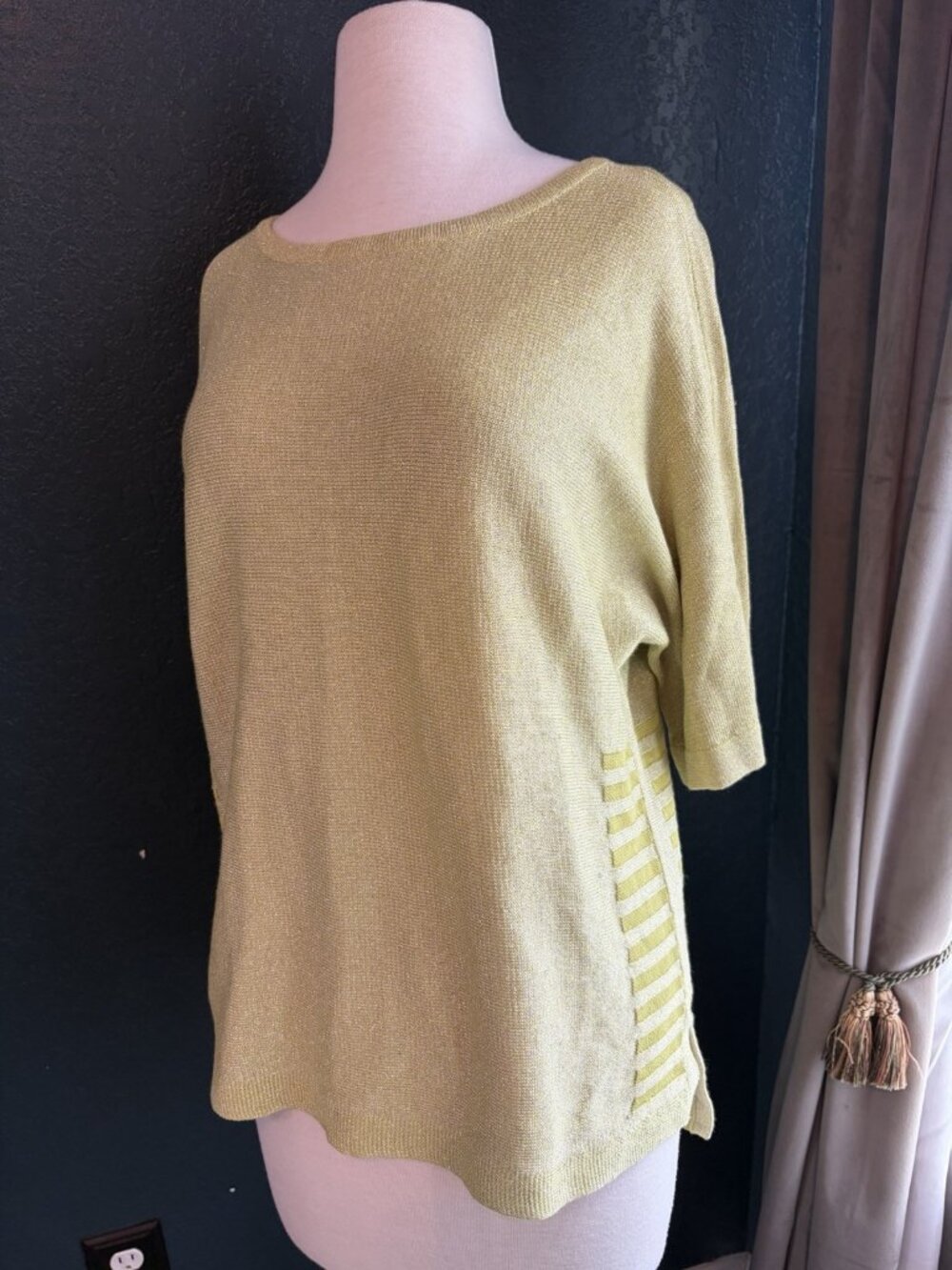 Chicos Lime Green Side Strip Shiny Knit Top Sz S Linen Cotton Blend